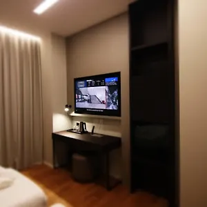 https://boutique-hotel-adelar.albaniahotels.org