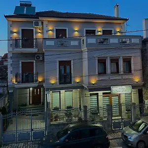Sara&esi Korce