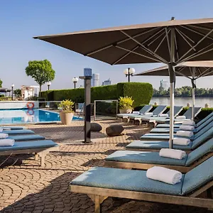 Hilton Waterfront Ξενοδοχείο